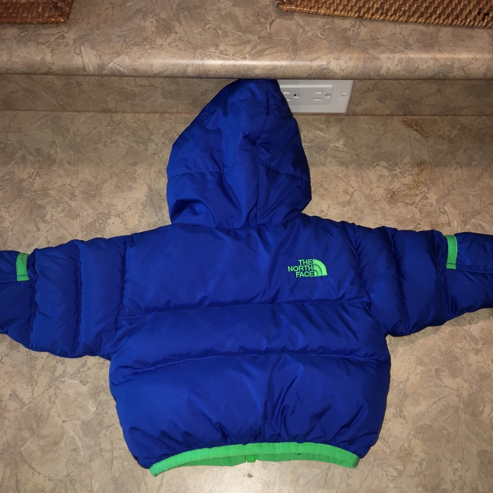 North face Jacket - Picture 3 of 4